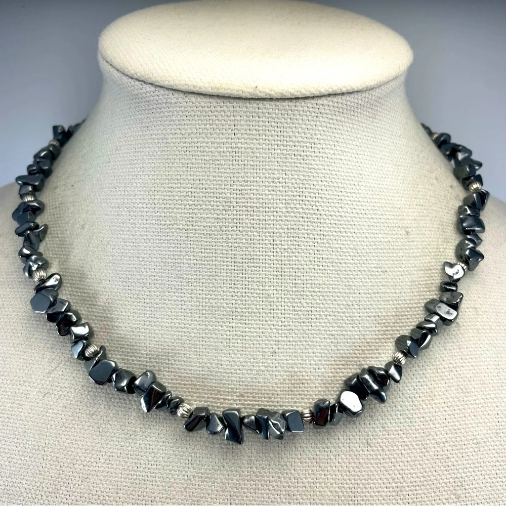 Beautiful Unsigned Hematite Nugget Silver Tone Beaded Statement Collar Necklace